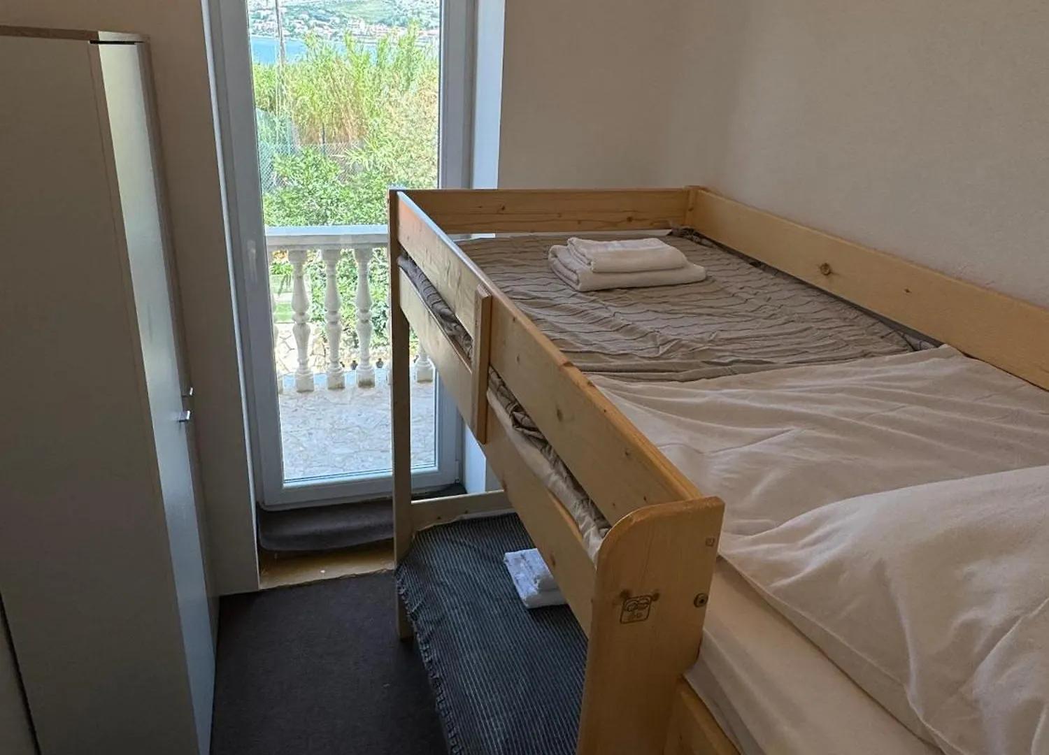 Apartments Prosika パグ