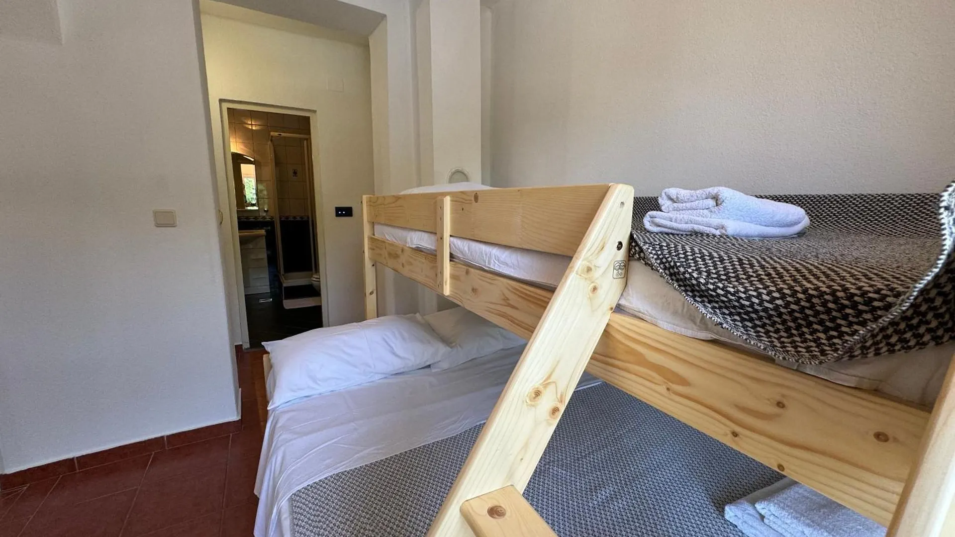 Apartments Prosika パグ 0*,  クロアチア